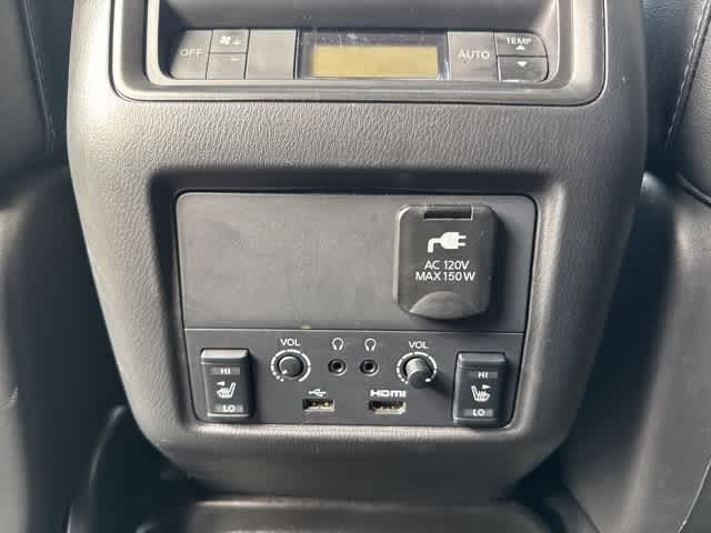 Thumbnail: 2017 Nissan Pathfinder - 18