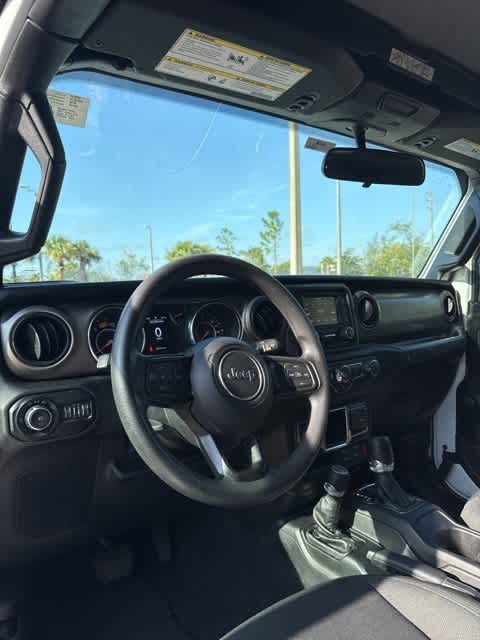 Thumbnail: 2020 Jeep Wrangler - 9