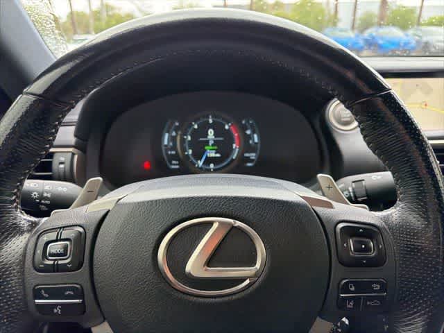 Thumbnail: 2017 Lexus IS - 19