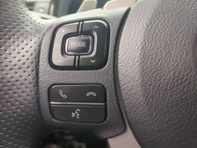 Thumbnail: 2015 Lexus RC - 24