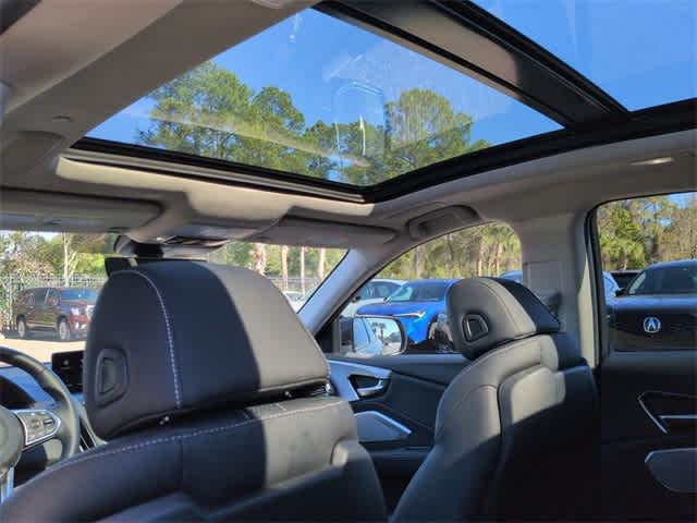 Thumbnail: 2025 Acura RDX - 23