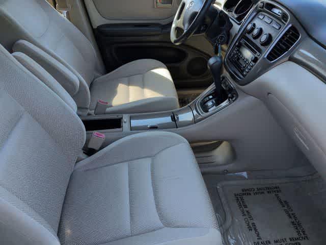 Thumbnail: 2003 Toyota Highlander - 22