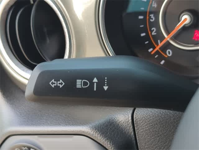 Thumbnail: 2022 Jeep Wrangler - 27