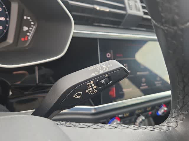 Thumbnail: 2023 Audi Q3 - 27