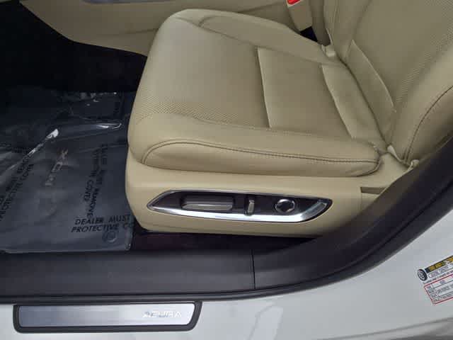 Thumbnail: 2019 Acura MDX - 17