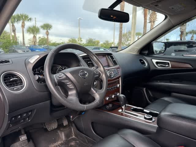Thumbnail: 2017 Nissan Pathfinder - 24