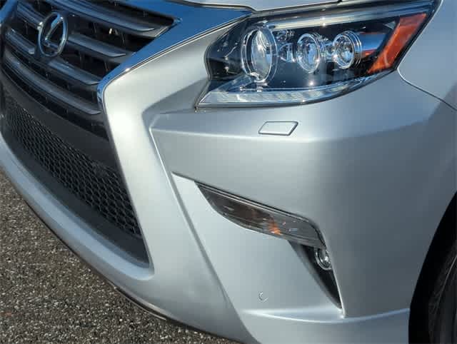 Thumbnail: 2015 Lexus GX - 11