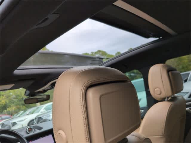 Thumbnail: 2021 Porsche Macan - 22