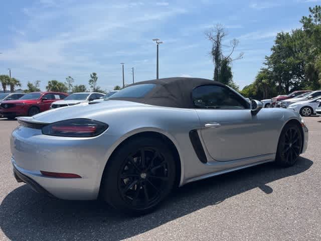Thumbnail: 2017 Porsche 718 Boxster - 2