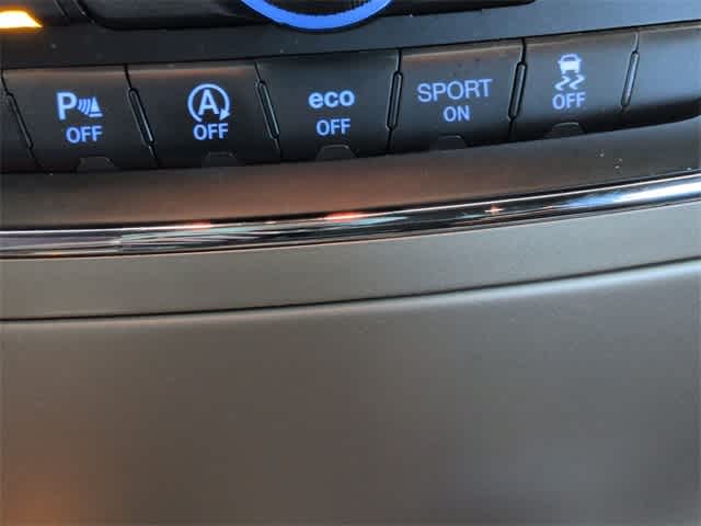 Thumbnail: 2016 Jeep Grand Cherokee - 39