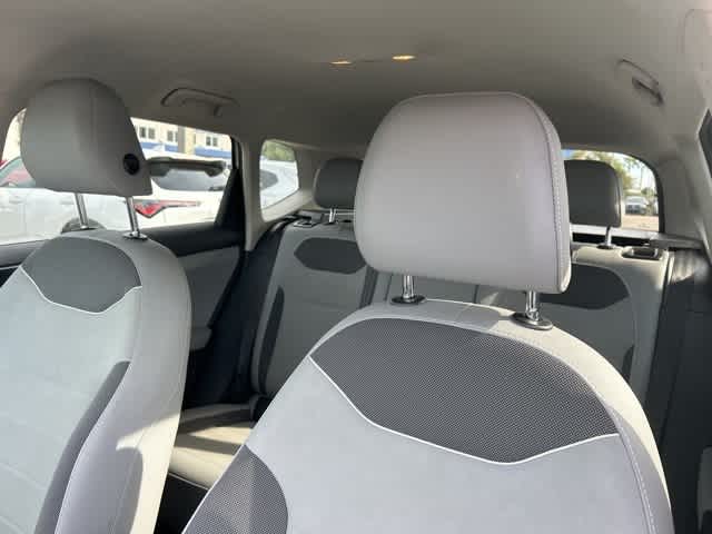 Thumbnail: 2024 Volkswagen Taos - 16