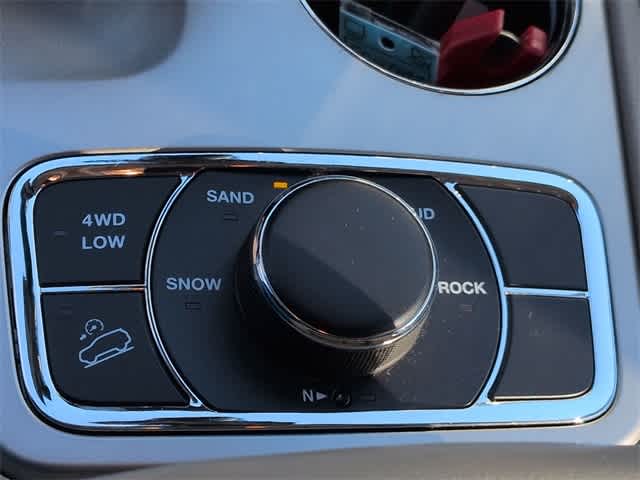 Thumbnail: 2014 Jeep Grand Cherokee - 41