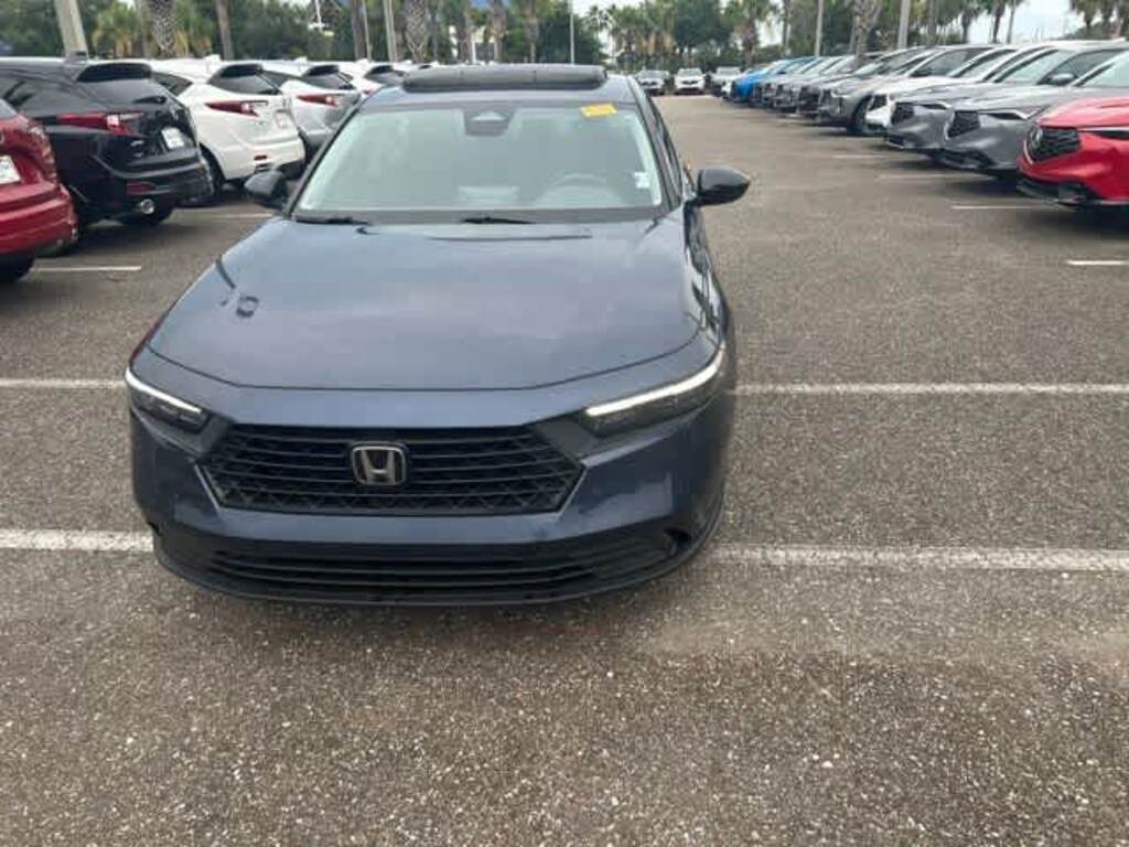 Used 2025 Honda Accord SE Sedan