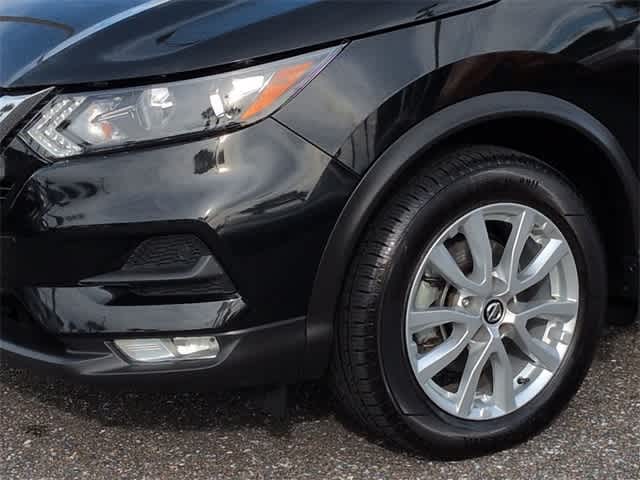 Thumbnail: 2022 Nissan Rogue Sport - 11