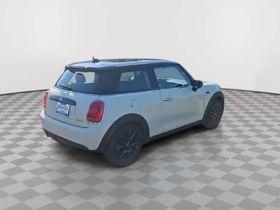 Thumbnail: 2019 MINI Cooper Hardtop - 8