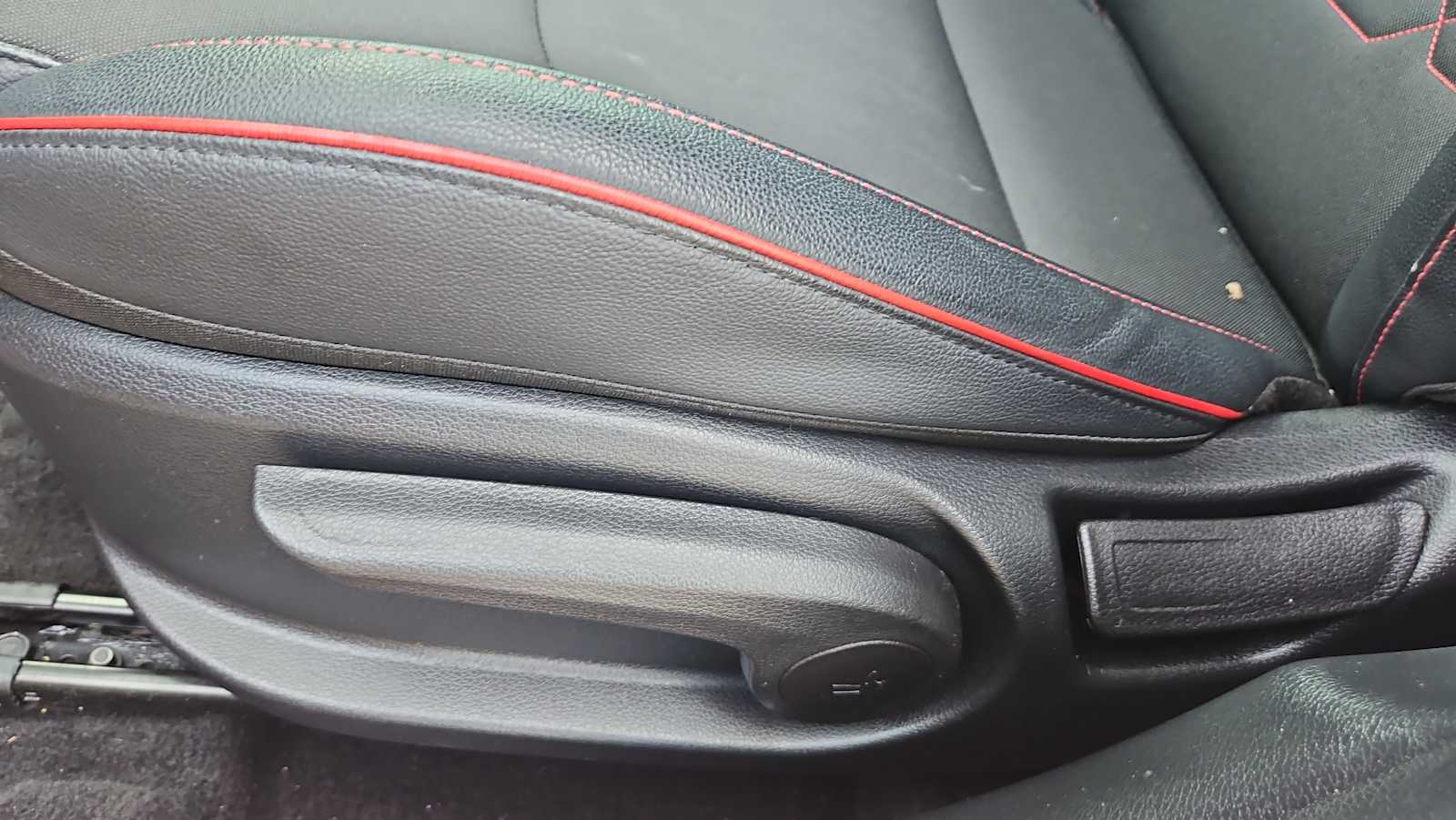 Thumbnail: 2022 Kia Forte - 14