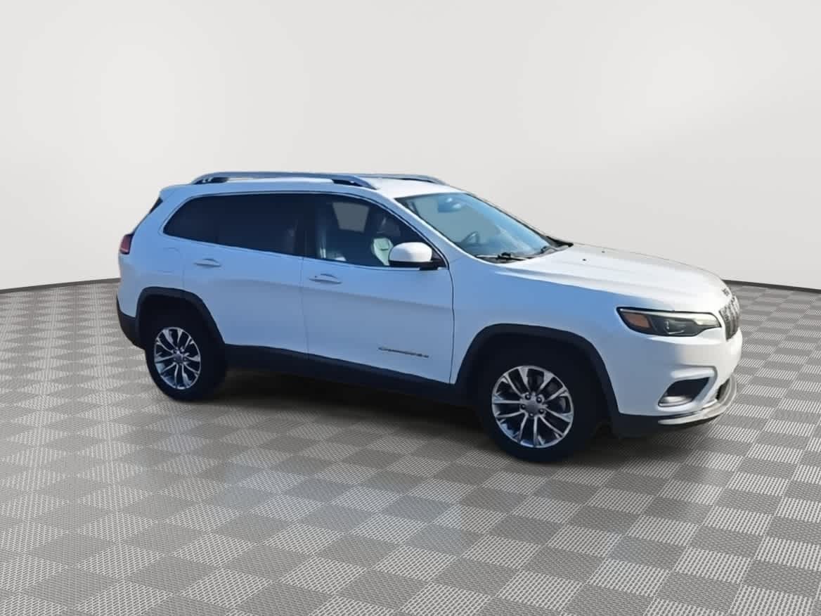 Thumbnail: 2019 Jeep Cherokee - 2