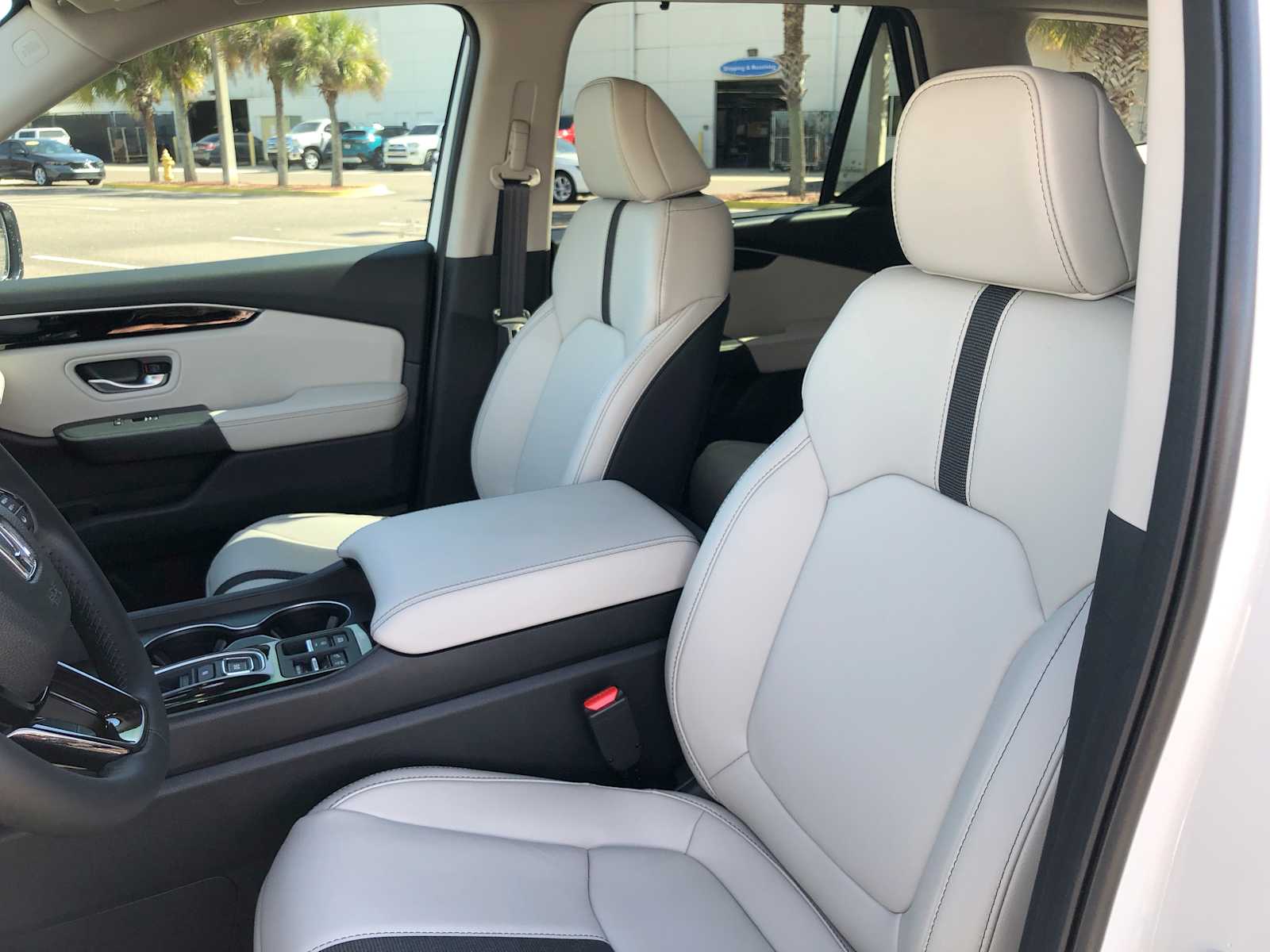 Thumbnail: 2026 Honda Pilot - 13