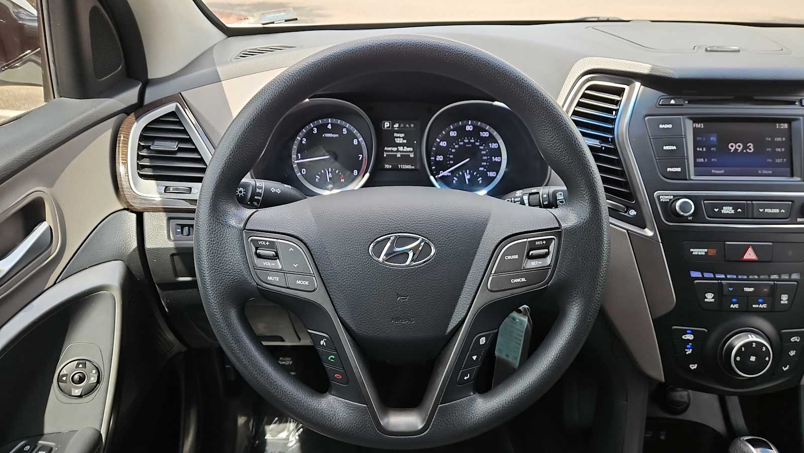 Thumbnail: 2018 Hyundai Santa Fe - 10