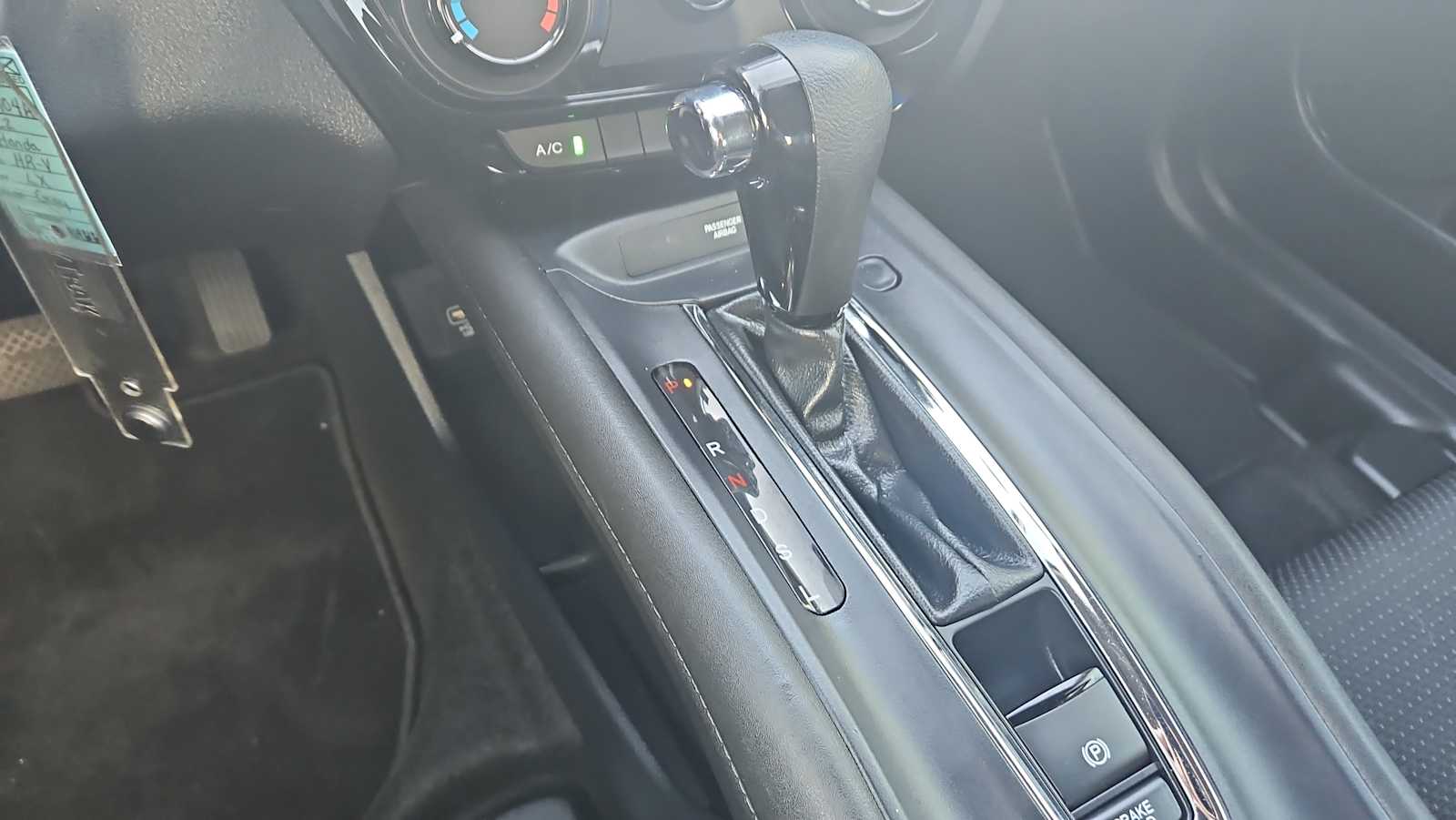 Thumbnail: 2022 Honda HR-V - 20