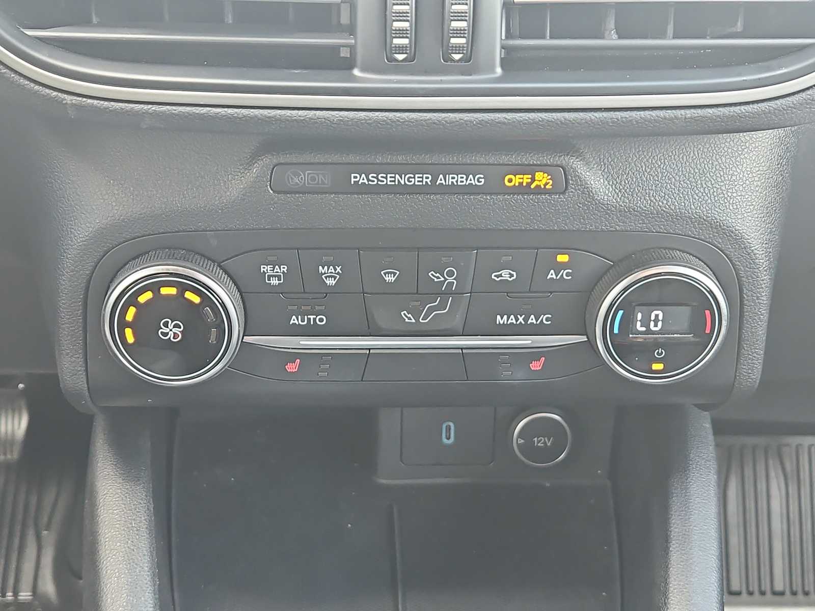 2020 Ford Escape SE 16