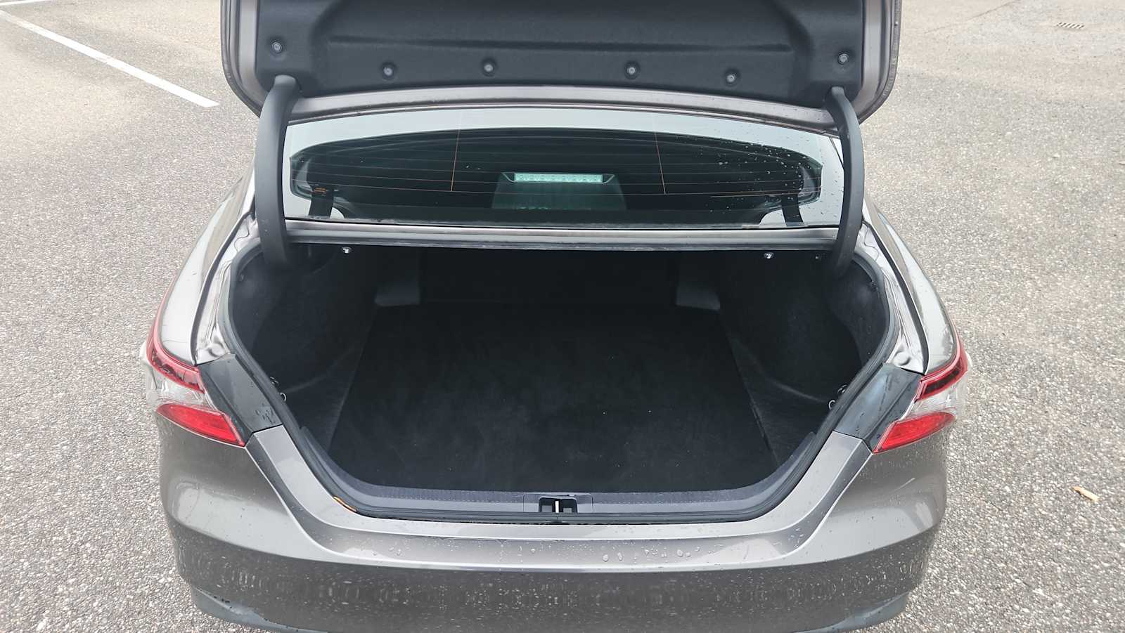 Thumbnail: 2023 Toyota Camry - 20