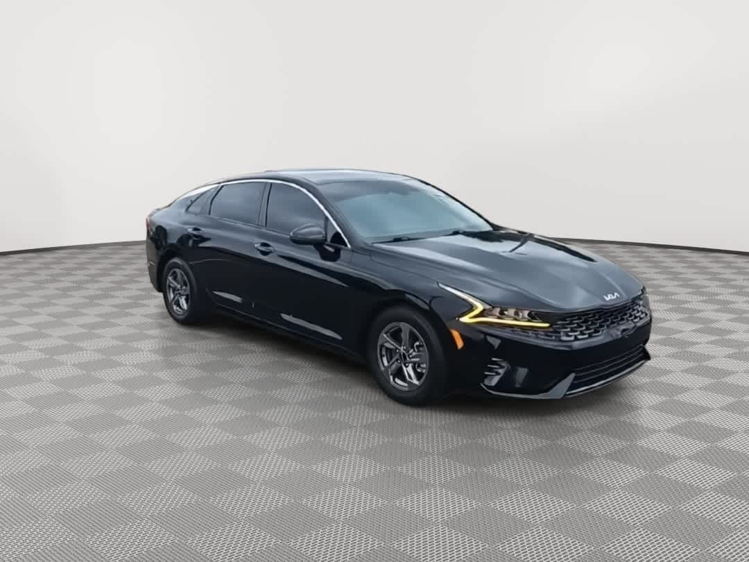 Thumbnail: 2022 Kia K5 - 2