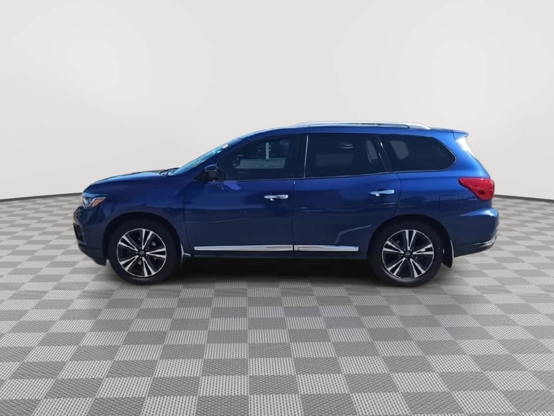 Thumbnail: 2017 Nissan Pathfinder - 5