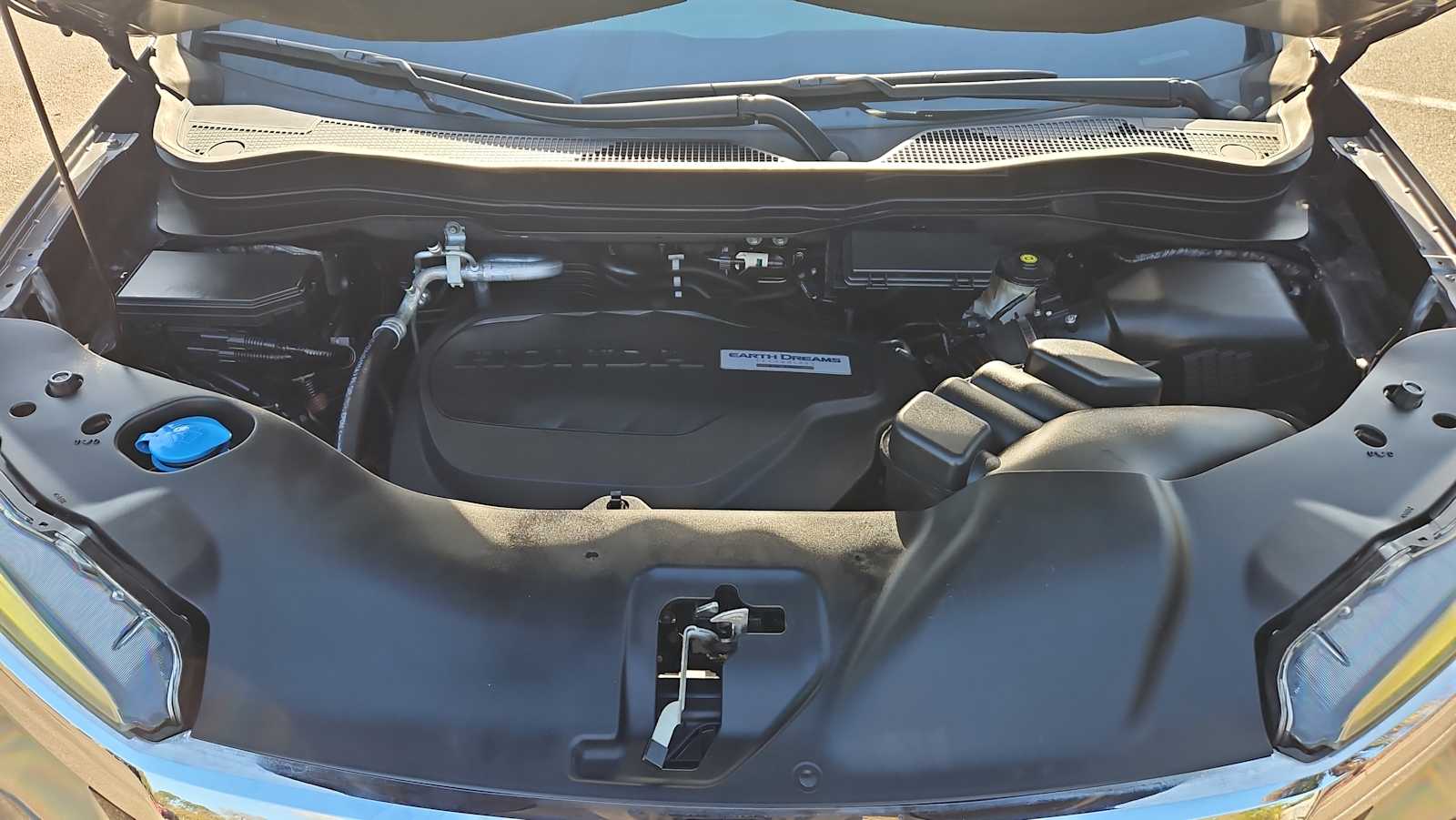 Thumbnail: 2016 Honda Pilot - 18