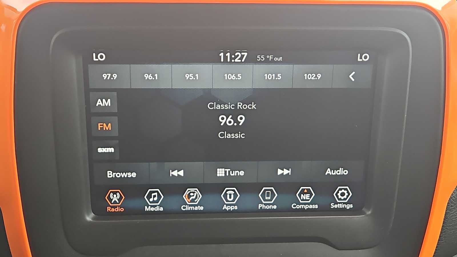 Thumbnail: 2019 Jeep Renegade - 12