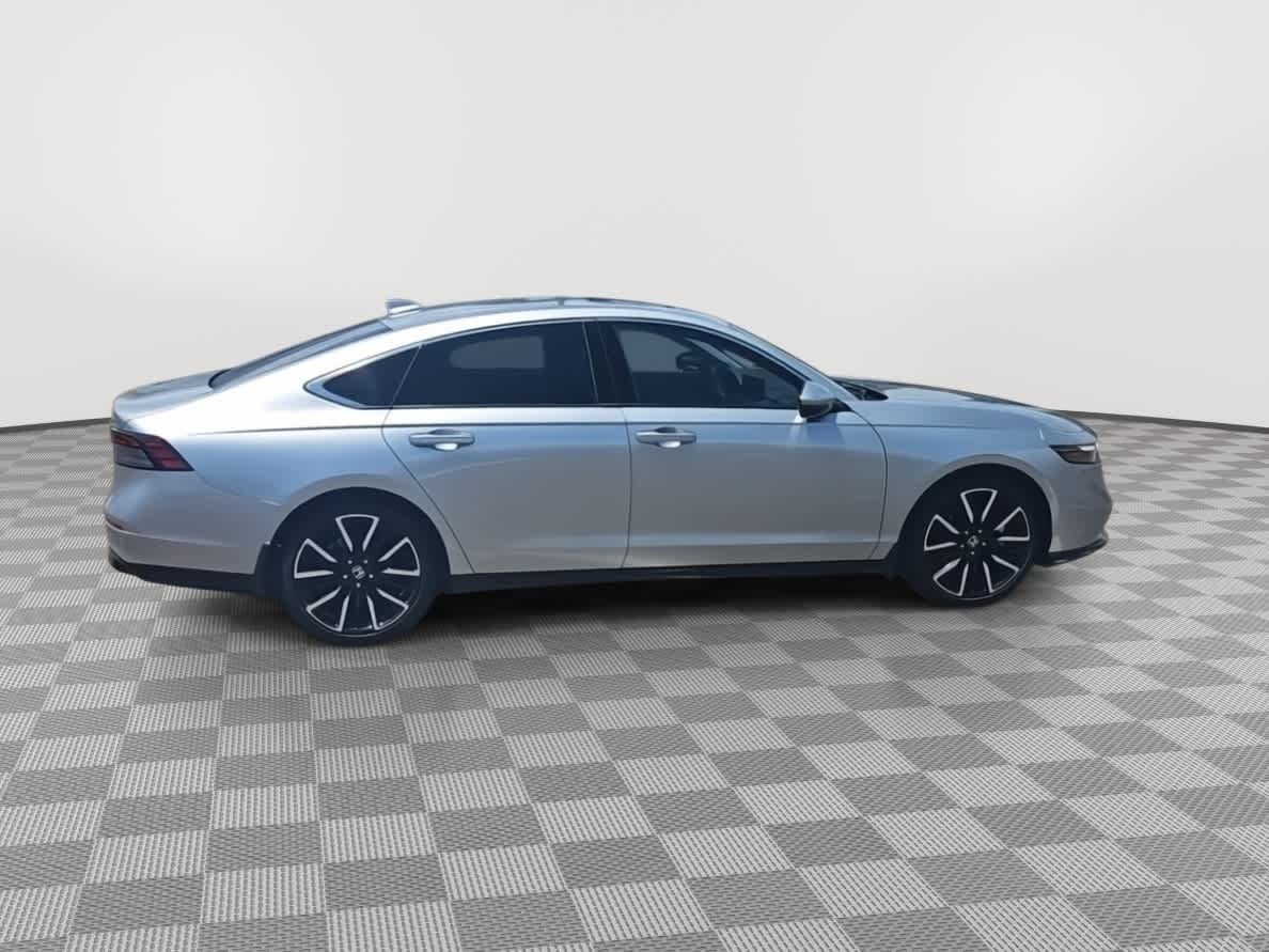2024 Honda Accord Touring 9