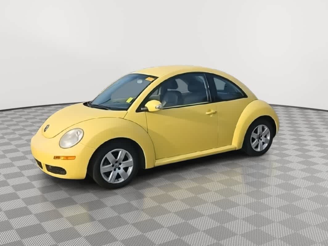 Thumbnail: 2007 Volkswagen New Beetle - 4