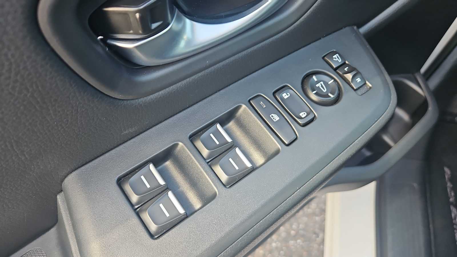 Thumbnail: 2025 Honda Pilot - 15