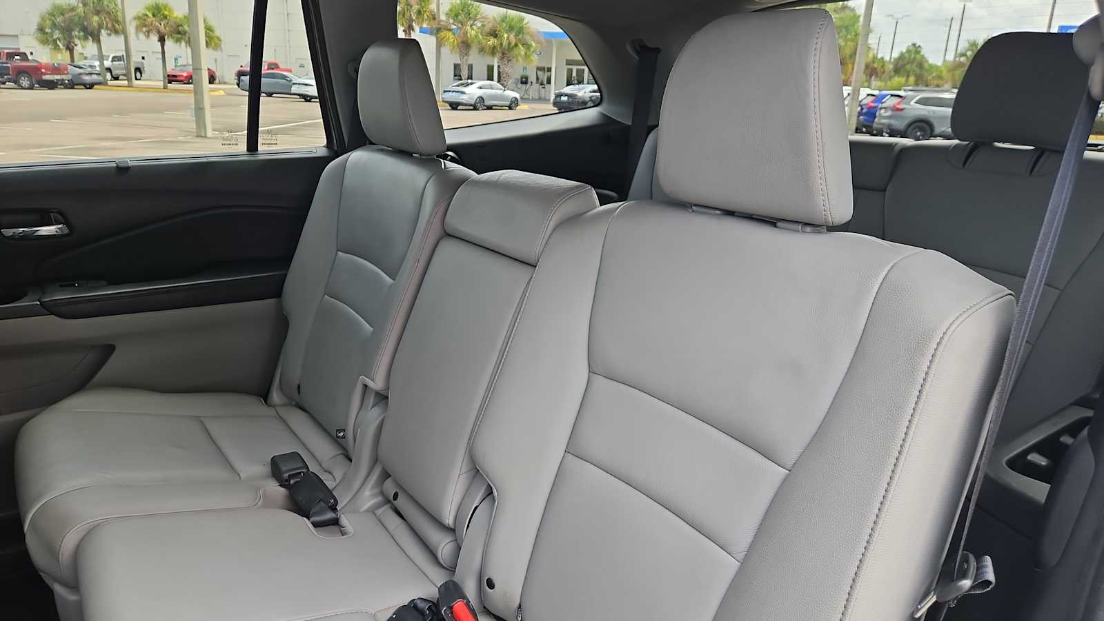 Thumbnail: 2019 Honda Pilot - 26