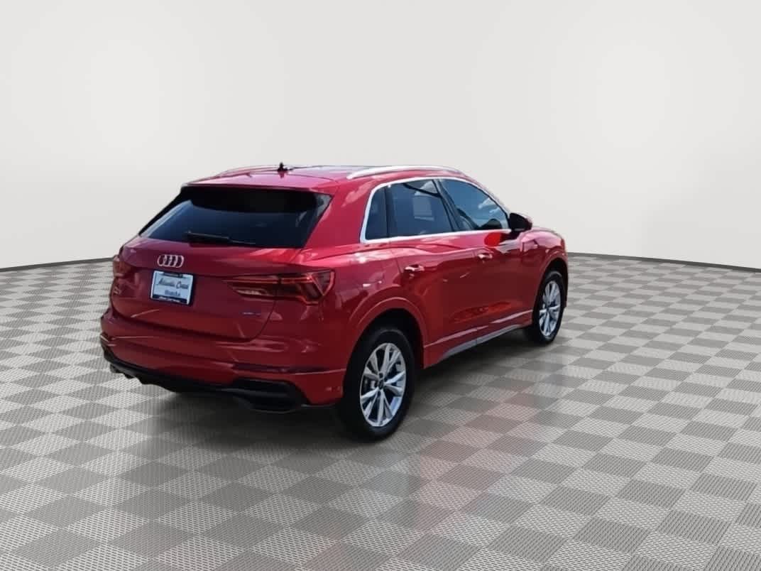 Thumbnail: 2022 Audi Q3 - 8