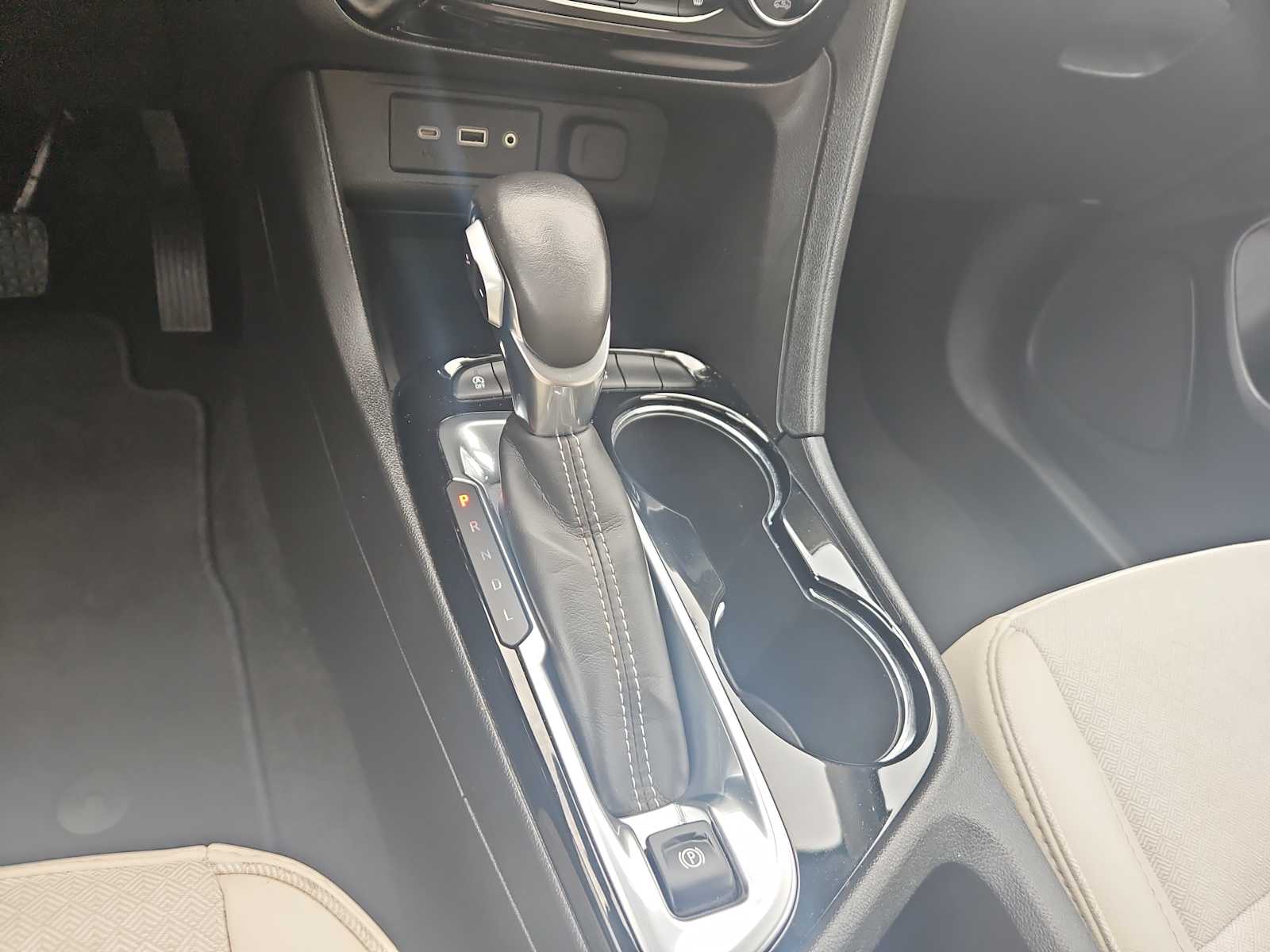 Thumbnail: 2021 Buick Encore GX - 21