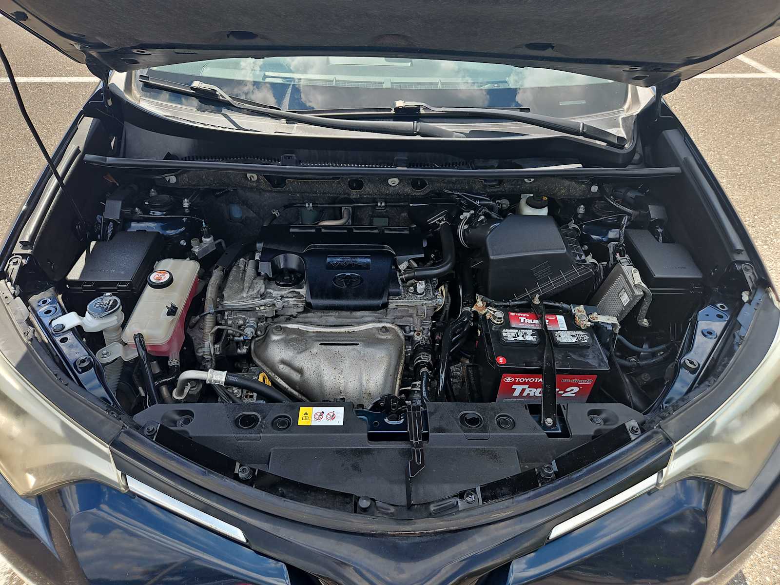 Thumbnail: 2017 Toyota RAV4 - 18