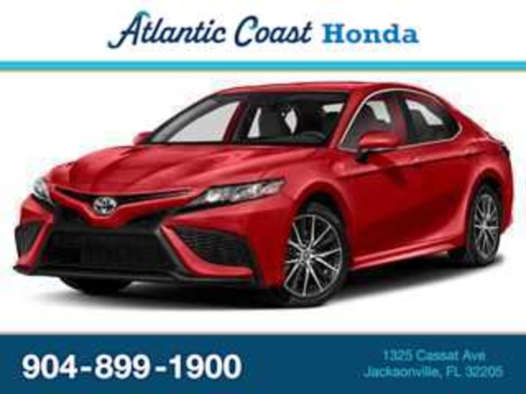 Used 2023 Toyota Camry SE Sedan