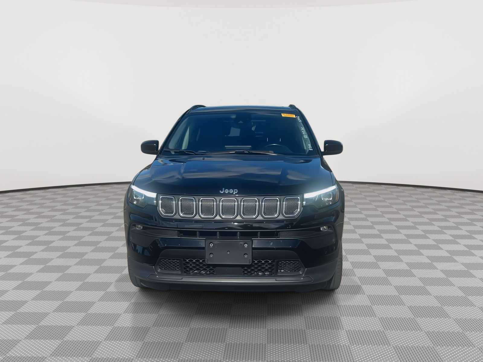 Thumbnail: 2022 Jeep Compass - 3