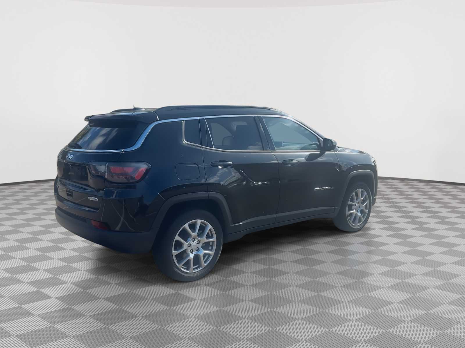 Thumbnail: 2022 Jeep Compass - 8
