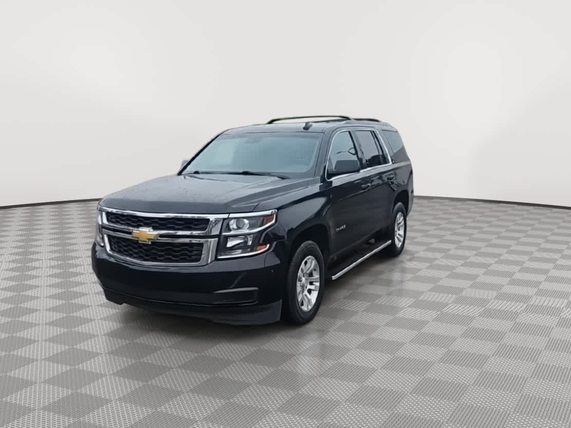 Thumbnail: 2019 Chevrolet Tahoe - 3