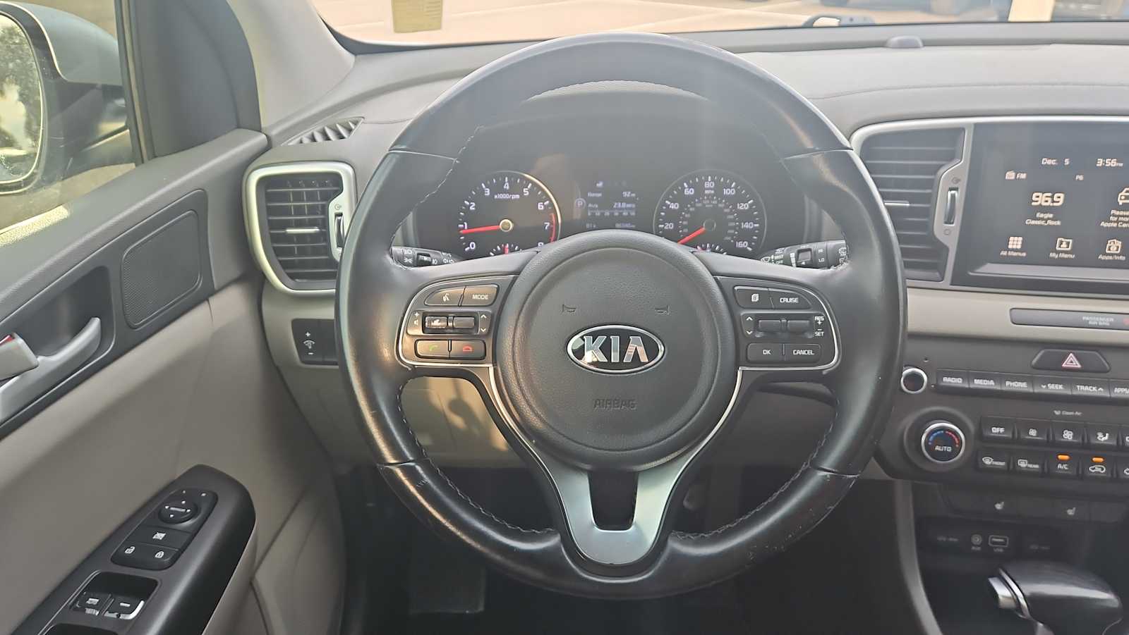 Thumbnail: 2017 Kia Sportage - 11