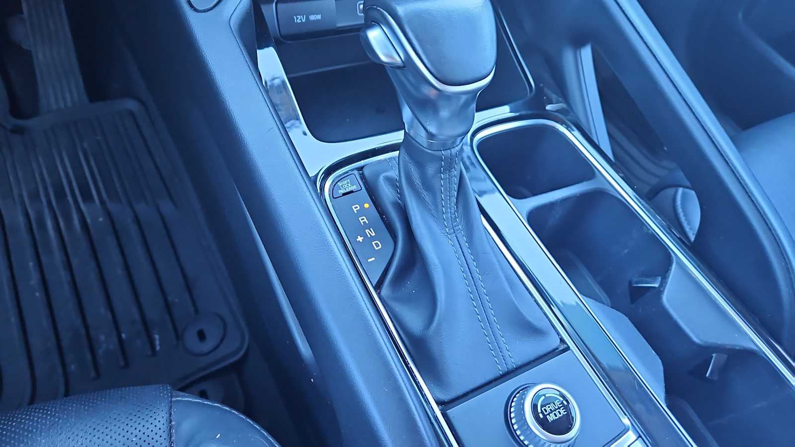 Thumbnail: 2020 Kia Telluride - 22