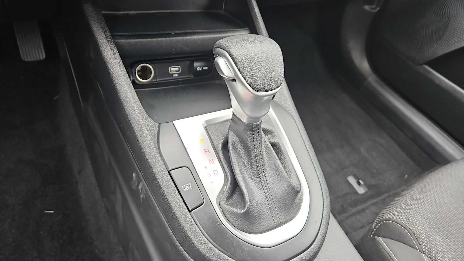 Thumbnail: 2023 Kia Forte - 21