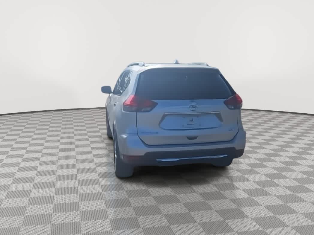 Thumbnail: 2017 Nissan Rogue - 7