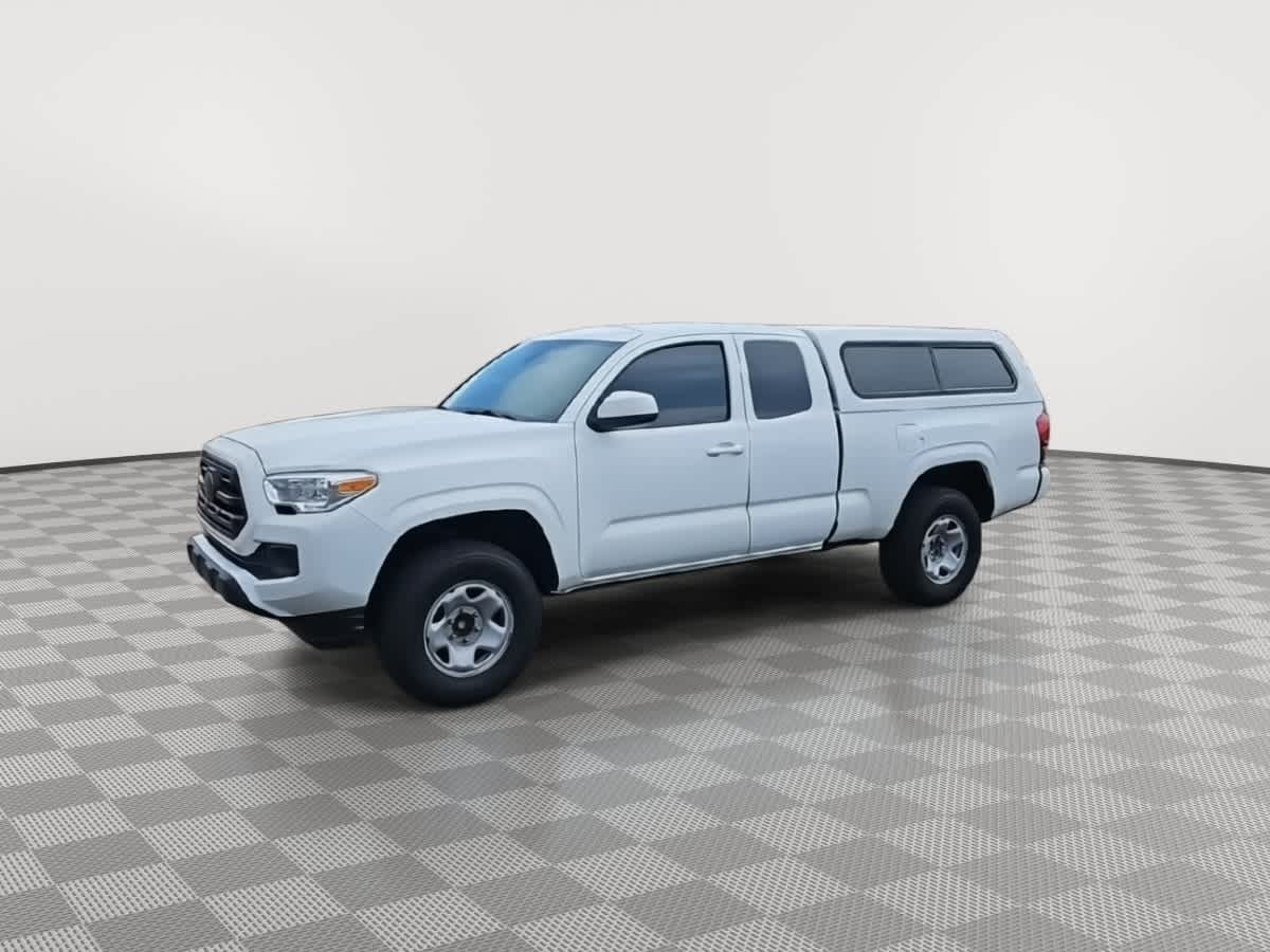 Thumbnail: 2019 Toyota Tacoma - 5
