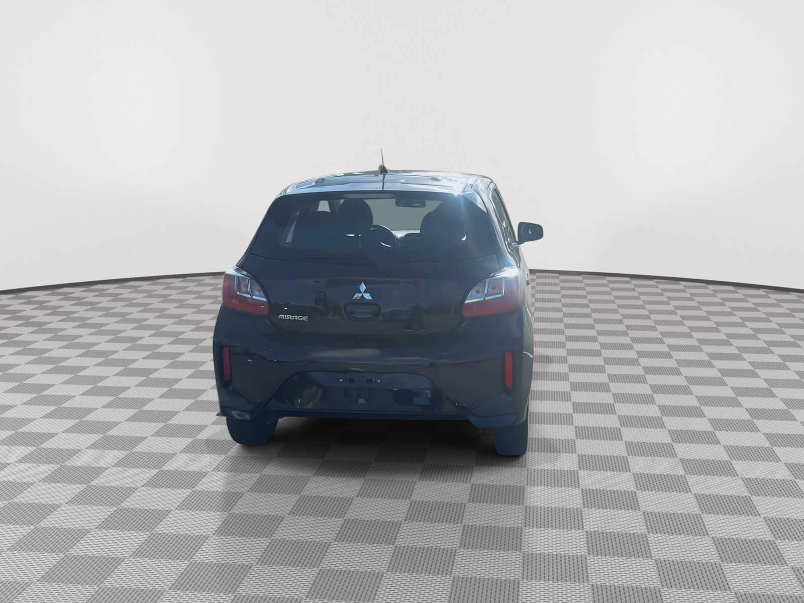 Thumbnail: 2022 Mitsubishi Mirage - 7