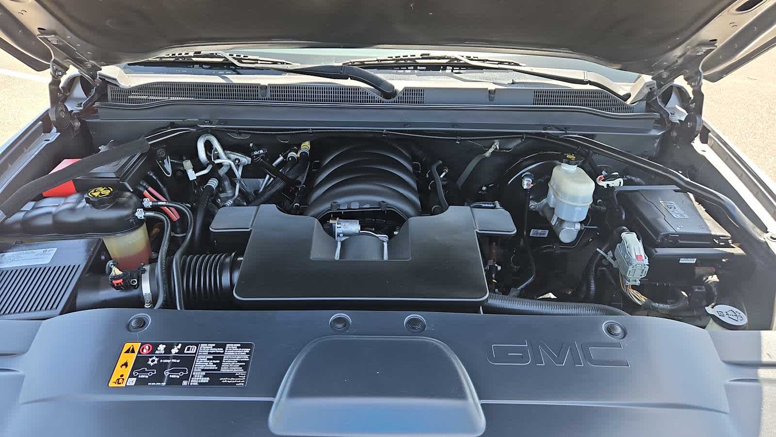 Thumbnail: 2019 GMC Yukon - 18