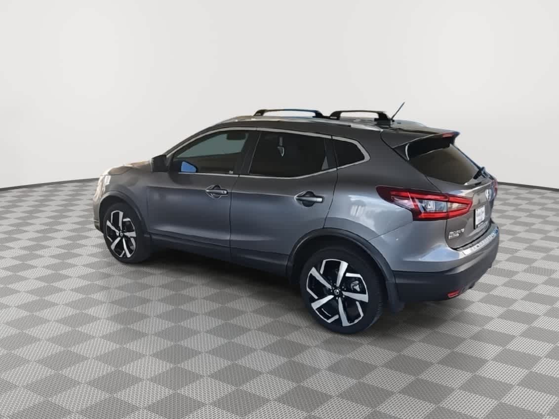 Thumbnail: 2022 Nissan Rogue Sport - 6