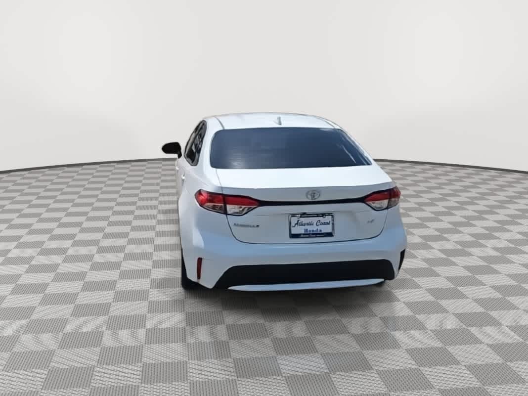 Thumbnail: 2022 Toyota Corolla - 6